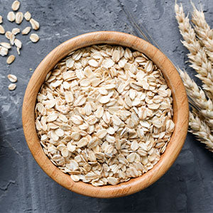 A bowl of fresh rolled oats.