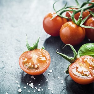 Several tomatoes. Tomatoes are a food high in lectins.