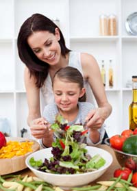 Mothers' Diets Have Biggest Influence on Children Eating Healthy, Study Suggests