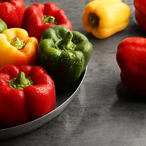 Organic peppers can help with redness and swelling.